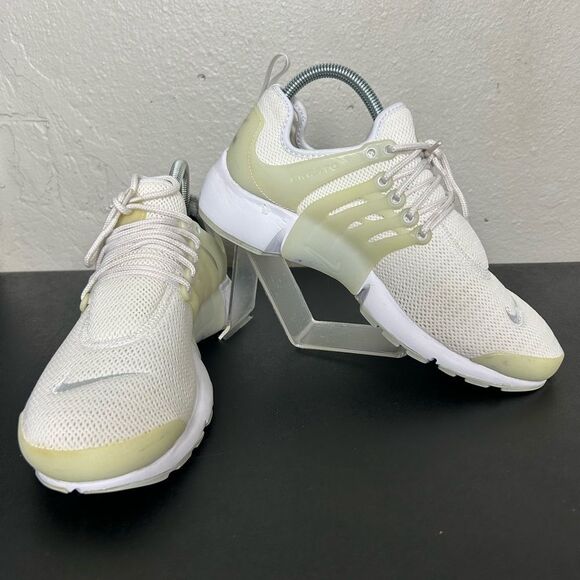 Nike Air Presto White Womens Sneakers, Size #878068-100